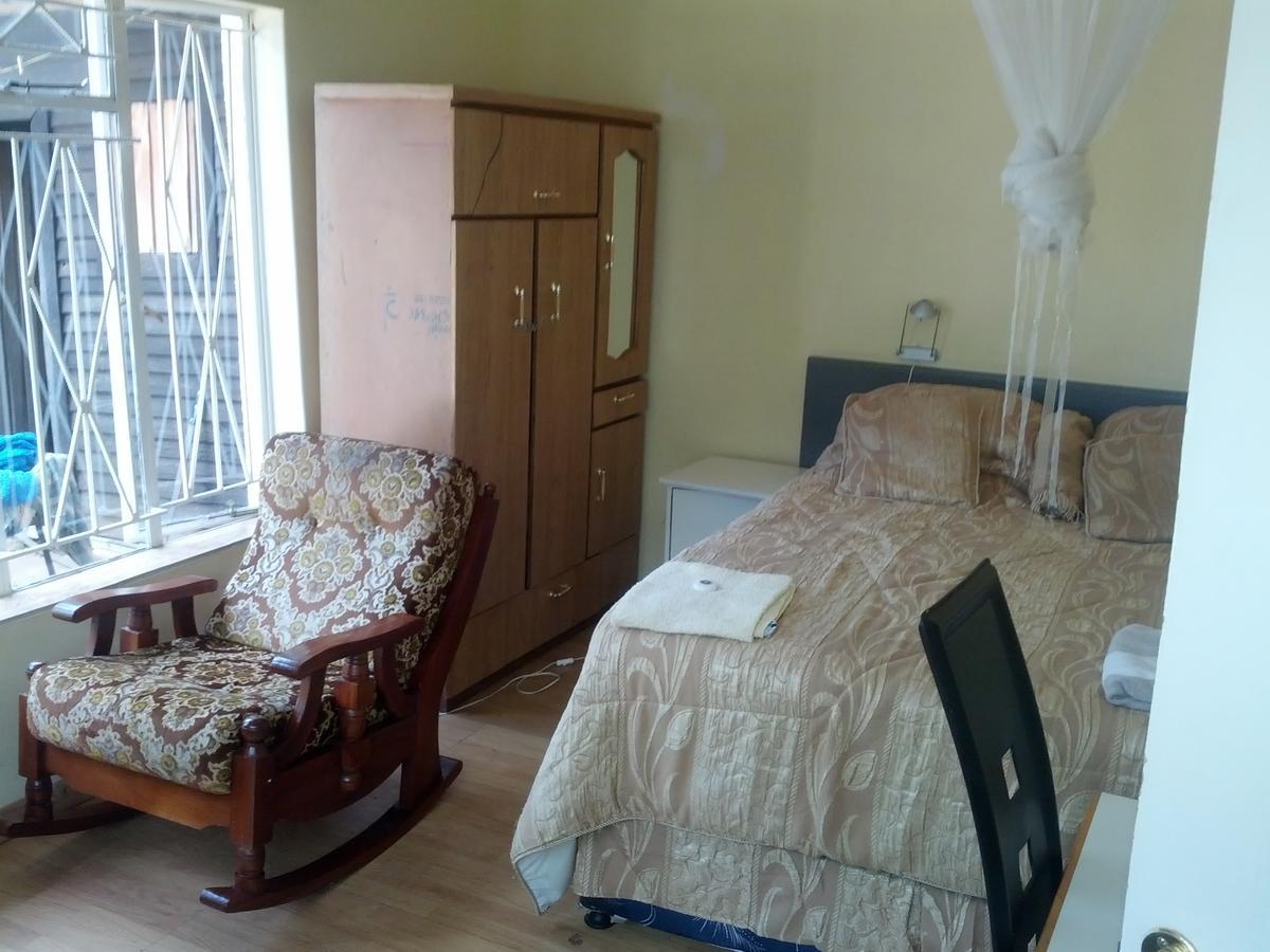 Simba Harare Affordable Accomodation Bed and Breakfast Eksteriør billede