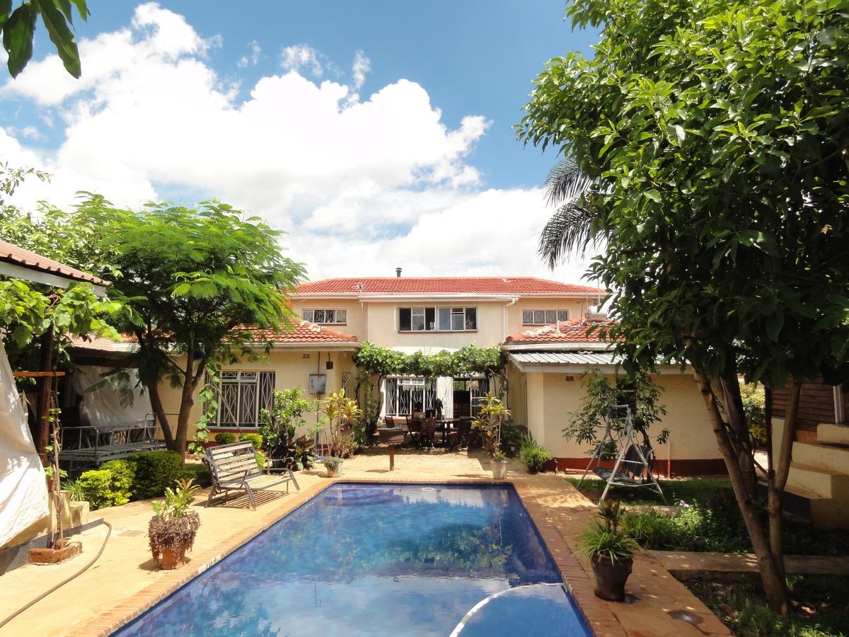 Simba Harare Affordable Accomodation Bed and Breakfast Eksteriør billede